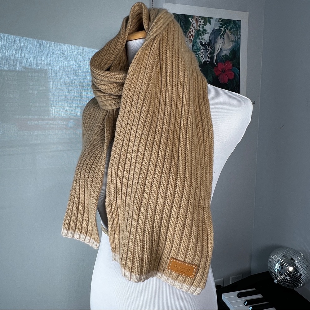 Coach wool blended scarf